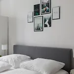Free Parking I 500 Mbit Wifi I Kingsize Bed